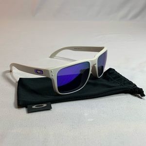 Oakley Holbrook Sunglasses- White/ Violet Iridium